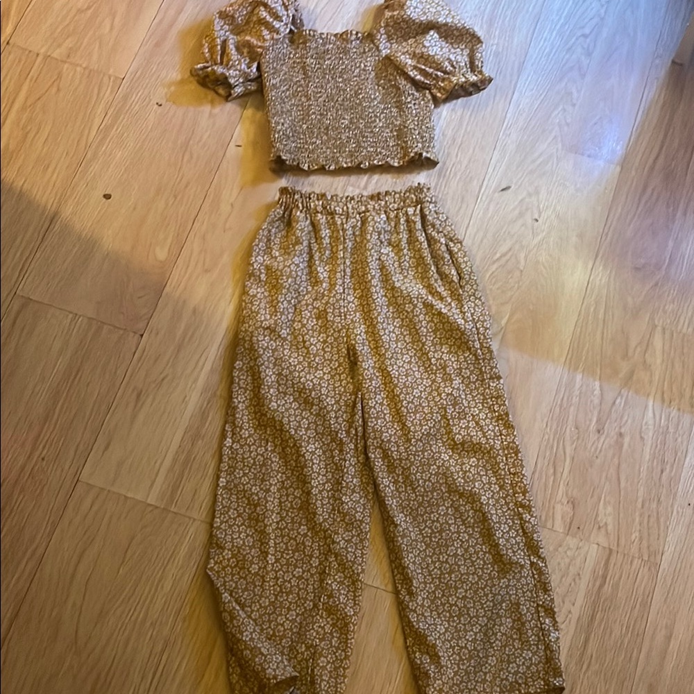 Floral Puff Sleeve Top and Pants Set